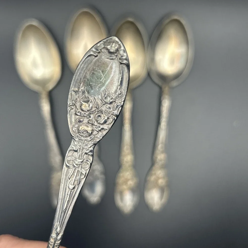 Alvin Silver Medium Cream Soup Spoon Silverplate No Monogram Rose Boquet